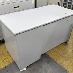 ●PLUS プラス 片袖デスク 幅120cm LAシリーズ LA-T126 LGY　オフィスデスク ワークデスク オフィス家具 会社 事務所 店舗の画像