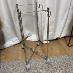 無印ステンレスワイヤーたためるごみ袋ホルダーの画像
