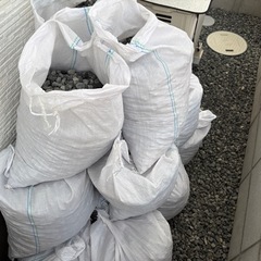 庭砂利の画像