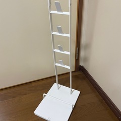 YAMAZAKI 掃除機　スタンド　中古品の画像