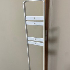 YAMAZAKI 掃除機　スタンド　中古品の画像
