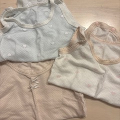 肌着ロンパースの画像