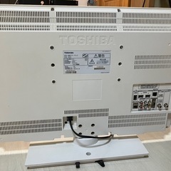 東芝　REGZA 26V 2011年製　ホワイトの画像