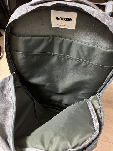 【美品】Incase City Compact Backpack 
