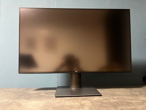 Dell U3219Q 31.5インチ 4K モニター