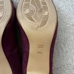 パンプス　AKAKURA ベロア　24.5 ヒール6.5の画像