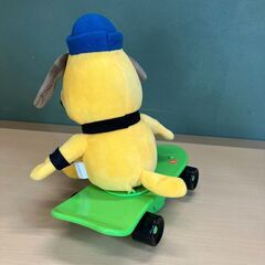 ひつじのショーン スケボーに乗ったビッツァーぬいぐるみの画像