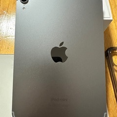 Apple iPad mini 128GB 6世代　スペースグレー Wi-Fiセルラーモデル　本体の画像