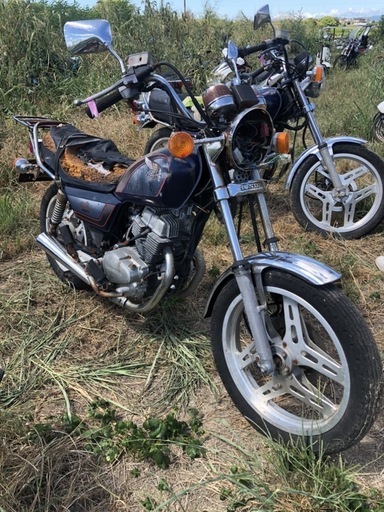 ホンダ　250T LAカスタム　書類付レストアベース車