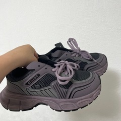 スニーカーの画像