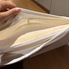 子供用 寝返り防止・頭の形サポートマットの画像