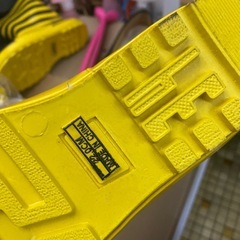 子供のレーンブーツの画像