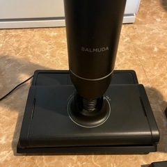 掃除機　バルミューダ　C-E200-BKの画像