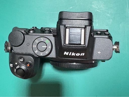 美品　ニコンz5 デジタルカメラ