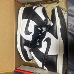 【最終値下げ】NIKE dunk high pandaの画像