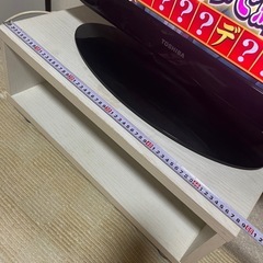 2010年製　26インチ　テレビ　テレビ台付きの画像