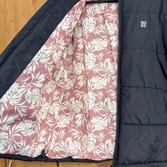 新品 ROXY Lサイズ　ダウンジャケットの画像