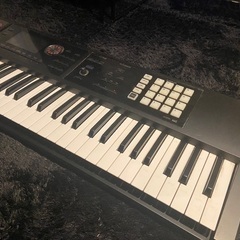 【良品】ROLAND ( ローランド ) FA-07　76鍵キーボードシンセサイザーの画像