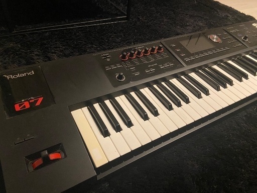 【良品】ROLAND ( ローランド ) FA-07　76鍵キーボードシンセサイザー