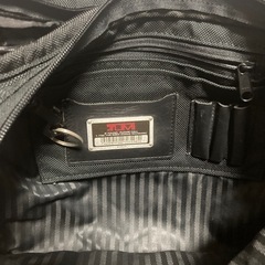 トゥミ TUMI 206D3 エクスパンタブル ブリーフケース ショルダーバッグ ナイロン ビジネス ラップトップ 黒 ブラック の画像