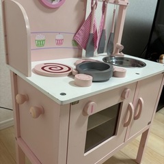 【決まりました】イマジナリウム　ピンク　木製キッチン　おままごとの画像