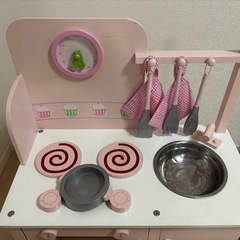 【決まりました】イマジナリウム　ピンク　木製キッチン　おままごとの画像