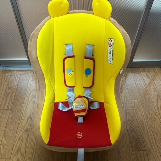 プーさん　チャイルドシート　ディズニー　