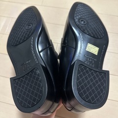 新品革靴　25.5cmの画像