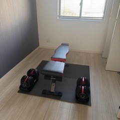 筋トレグッズ一式の画像