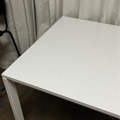 定価7,990>2,000 IKEA VIHALS ヴィーハルス テーブルの画像