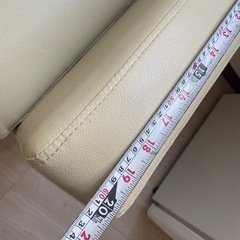 【交渉中です】
黄色のソファの画像