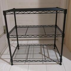 美品　ラック　収納用品　ブラック　高さ変えられます