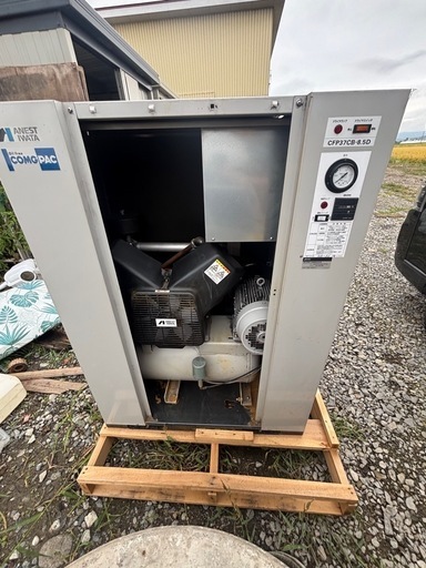 【作動確認済み】ANEST IWATA オイルフリーコンプレッサー COMGPAC CFP75C-8.5D