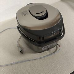 東芝　炊飯器の画像