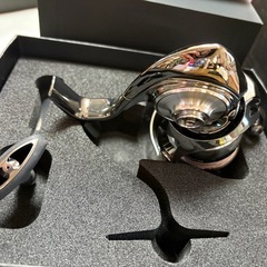 ダイワ スピニングリール イグジスト PC LT2500-H  一度使用のみの美品の画像