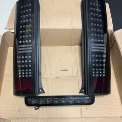 エブリィワゴンLEDテールランプDA64Wの画像