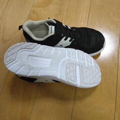 Saucony　ｻｯｶﾆｰ　21cm　サイズアウト品の画像