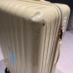 スーツケース  イエローの画像