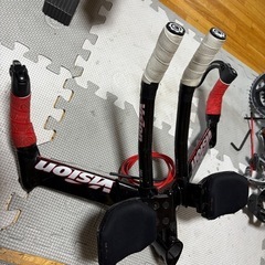 VISION TTハンドルバー ・ブレーキレバー　セットの画像