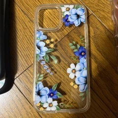 スマホケースまとめてお譲りしますの画像