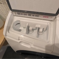 HITACHIドラム式洗濯機の画像