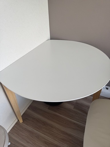 半月ダイニングテーブル