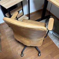 オフィスチェア　カフェ風　キャメルの画像