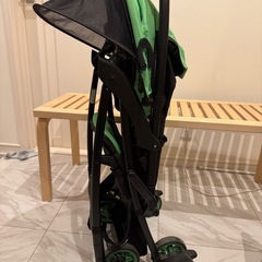 B型ベビーカー マジカルエアープラス Aprica グリーン の画像