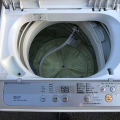 2016年製 Panasonic 6.0kg洗い 洗濯機 NA-F60B10　年式の割に状態良好品です☺️の画像