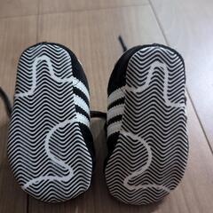 adidas Originals ファーストシューズ ベビーシューズの画像