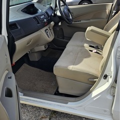 DAIHATSU- ムーヴの画像