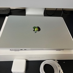macbook air 2022　M2 16gb 512gb シルバーの画像