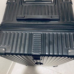 スーツケースの画像