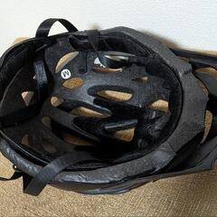 ９/20までに引き取り可能な方限定　自転車ヘルメットＭＯＯＮの画像